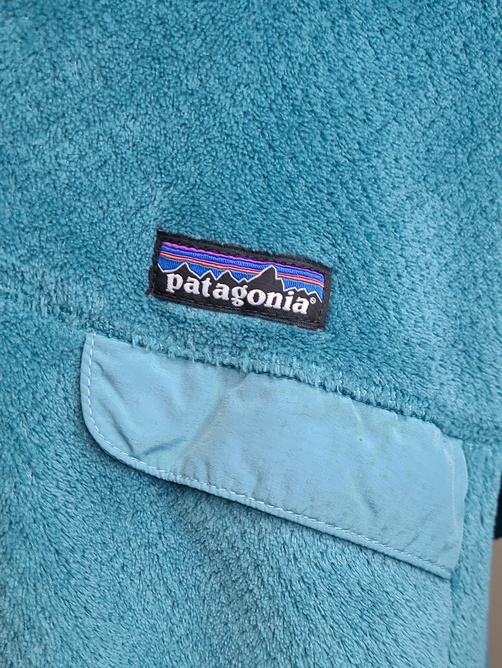 Patagonia Teal Fleece Pullover with Kangaroo Pocket size XL - Picture 3 of 8